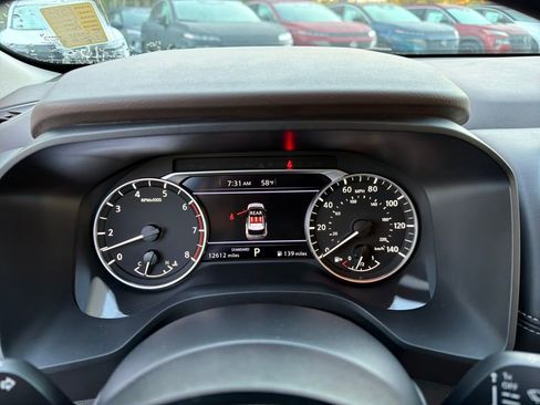 Used 2023 Nissan Rogue SV image 24