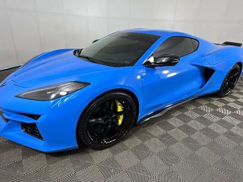 Used 2024 Chevrolet Corvette E-Ray w/ ZER Performance Package AWD/4WD image 8