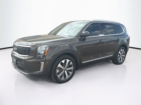 Used 2022 Kia Telluride EX w/ EX Premium Package AWD/4WD image 3