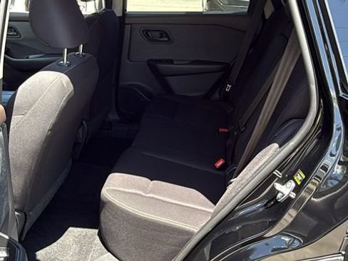 Used 2023 Nissan Rogue S AWD/4WD image 16