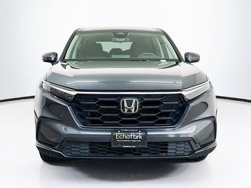 Used 2025 Honda CR-V LX image 2