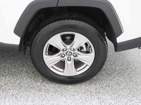 Used 2025 Toyota RAV4 XLE FWD image 10