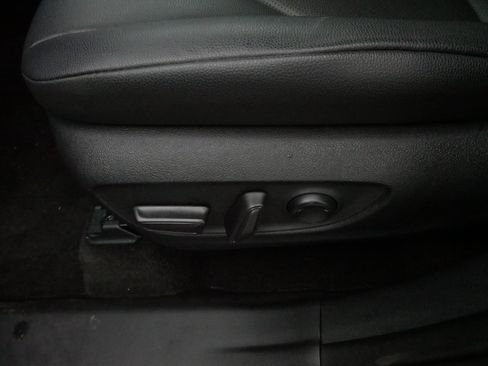 Certified 2024 Toyota Grand Highlander XLE image 20