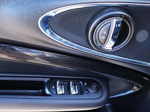 Used 2022 MINI Cooper Clubman S image 45