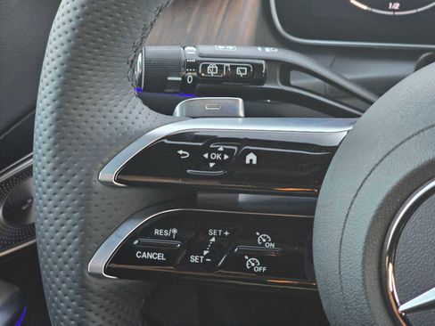 New 2025 Mercedes-Benz GLC 350e 4MATIC image 25