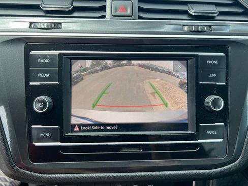 Used 2020 Volkswagen Tiguan S AWD/4WD image 36