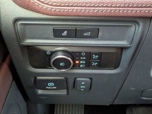 Used 2024 Ford Expedition Limited AWD/4WD image 25