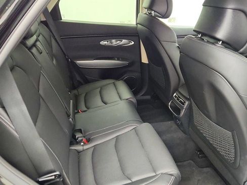 Used 2025 Genesis GV70 2.5T w/ Select Package image 25