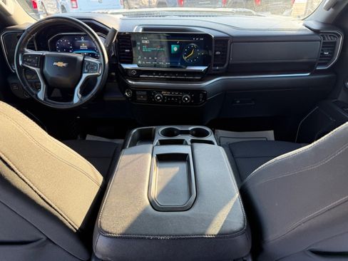 Used 2024 Chevrolet Silverado 2500 LT image 19