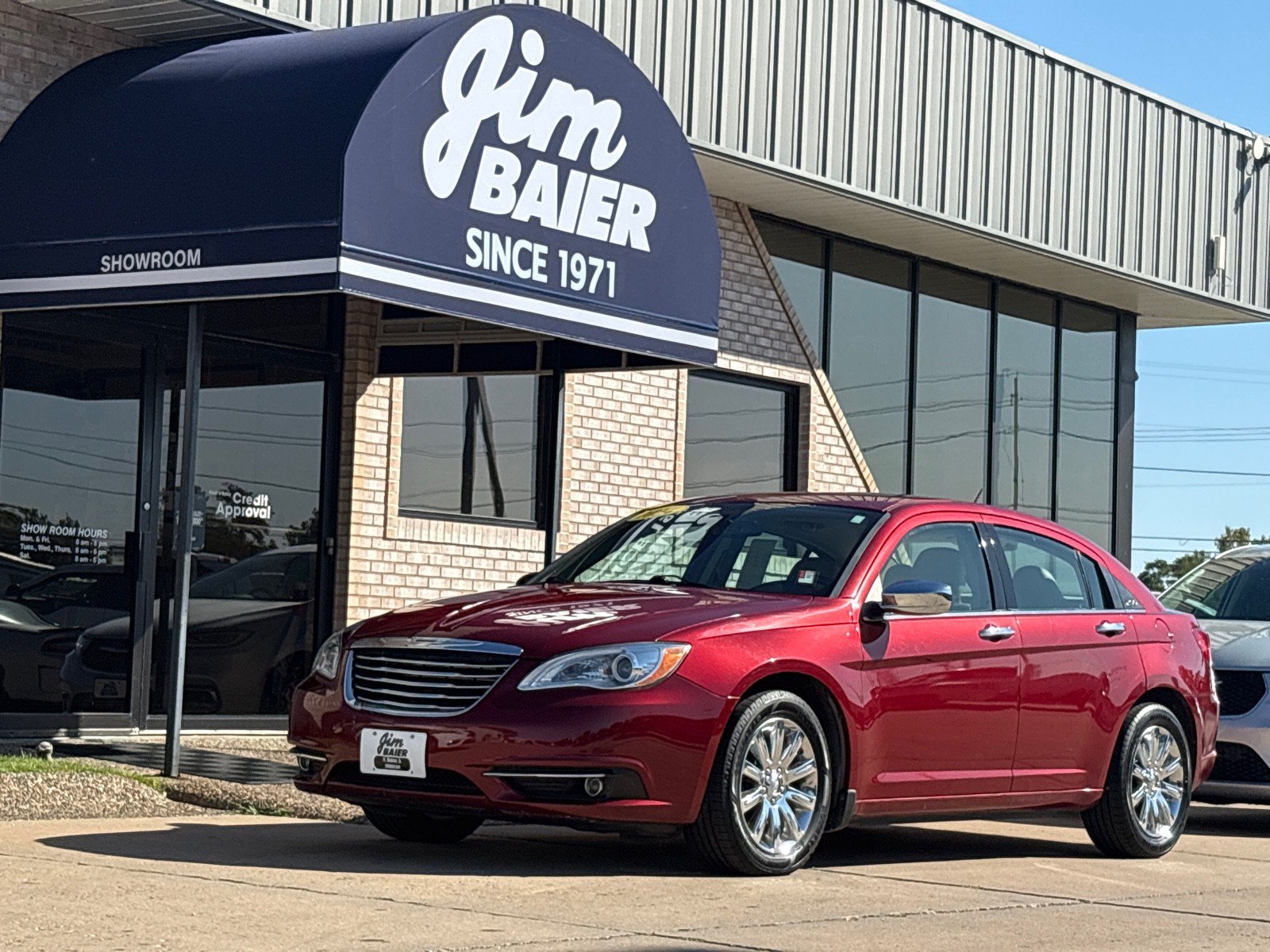 Used 2014 Chrysler 200 Limited w/ Sun/Sound Group FWD image 1