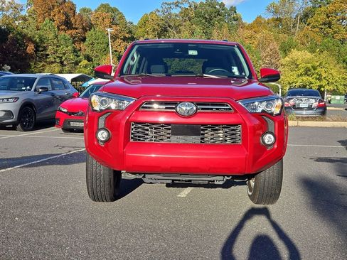 Used 2020 Toyota 4Runner SR5 image 9