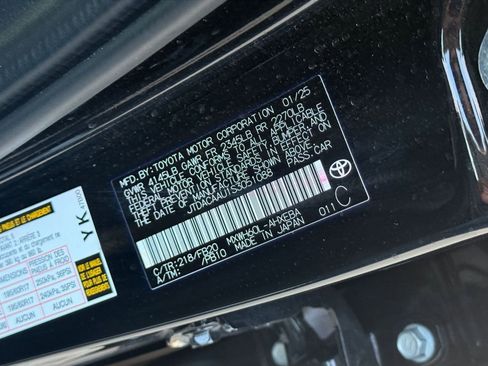 Used 2025 Toyota Prius LE image 29