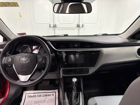 Used 2017 Toyota Corolla LE FWD image 24
