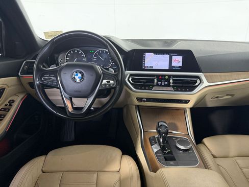 Used 2020 BMW 330i Sedan w/ Convenience Package RWD image 31
