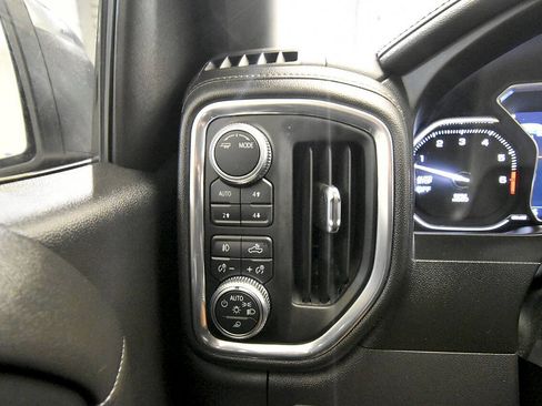 Used 2021 GMC Sierra 1500 Denali AWD/4WD image 34