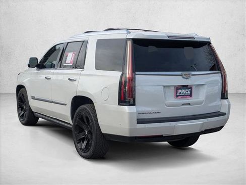 Used 2020 Cadillac Escalade Platinum image 8
