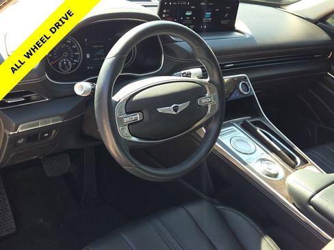 Used 2022 Genesis GV80 2.5T AWD/4WD image 18