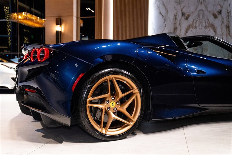 Used 2022 Ferrari F8 Tributo RWD image 11