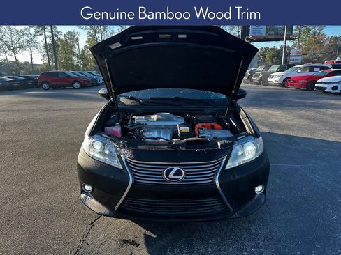 Used 2015 Lexus ES 300h image 18