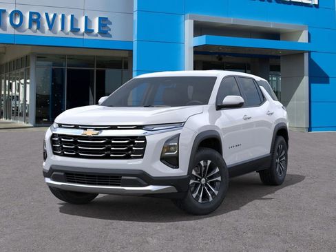 New 2026 Chevrolet Equinox LT image 6