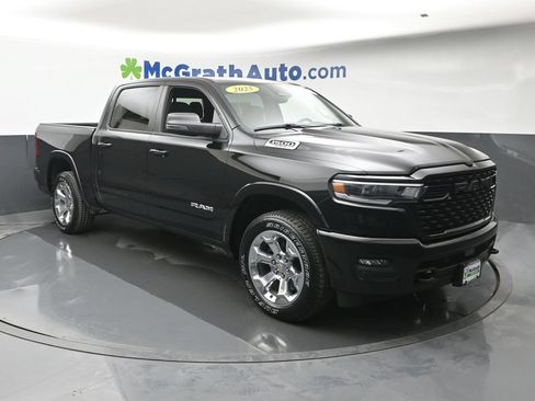 Used 2025 RAM 1500 Big Horn AWD/4WD image 2