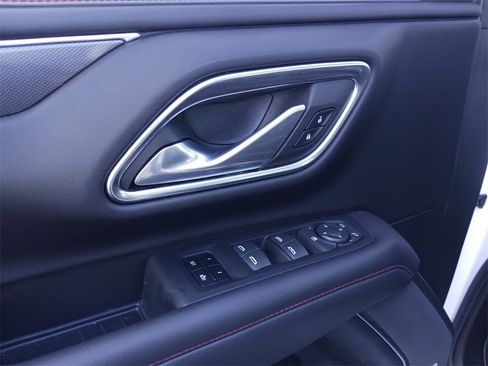 Used 2021 Chevrolet Tahoe RST image 32