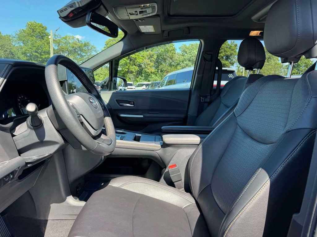 Used 2024 Toyota Sienna XLE Woodland Edition AWD/4WD image 16