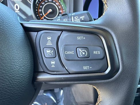 Certified 2024 Jeep Wrangler Sport S image 31