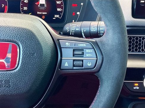 Used 2024 Honda Civic Type R image 12