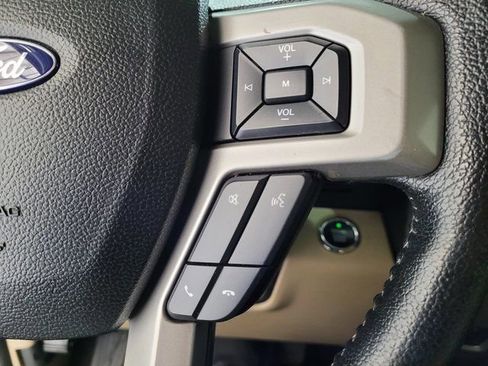 Used 2015 Ford F150 Lariat w/ Max Trailer Tow Package image 35