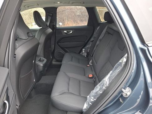 New 2026 Volvo XC60 B5 Plus w/ Climate Package AWD/4WD image 6
