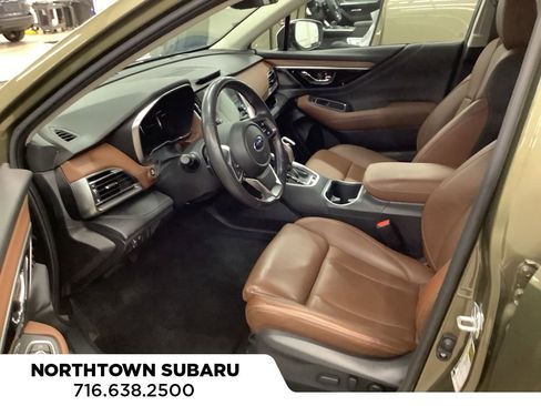 Used 2021 Subaru Outback Touring w/ Popular Package #2 AWD/4WD image 4