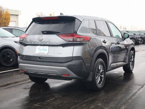Used 2023 Nissan Rogue S image 6