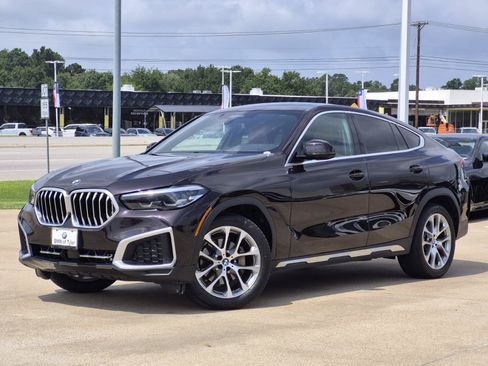Certified 2023 BMW X6 xDrive40i AWD/4WD image 1