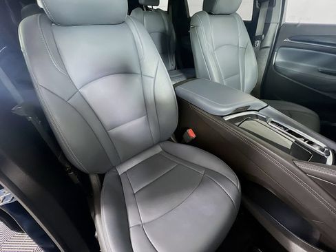 Used 2023 Buick Enclave Essence w/ Experience Buick Package AWD/4WD image 29
