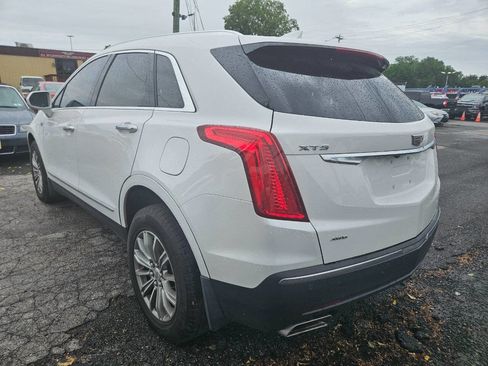 Used 2017 Cadillac XT5 Luxury w/ Driver Awareness Package AWD/4WD image 3