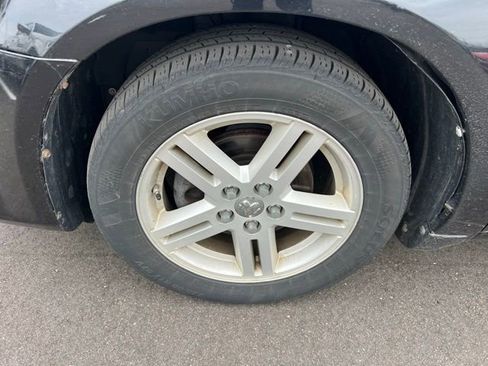 Used 2013 Dodge Avenger SE image 9