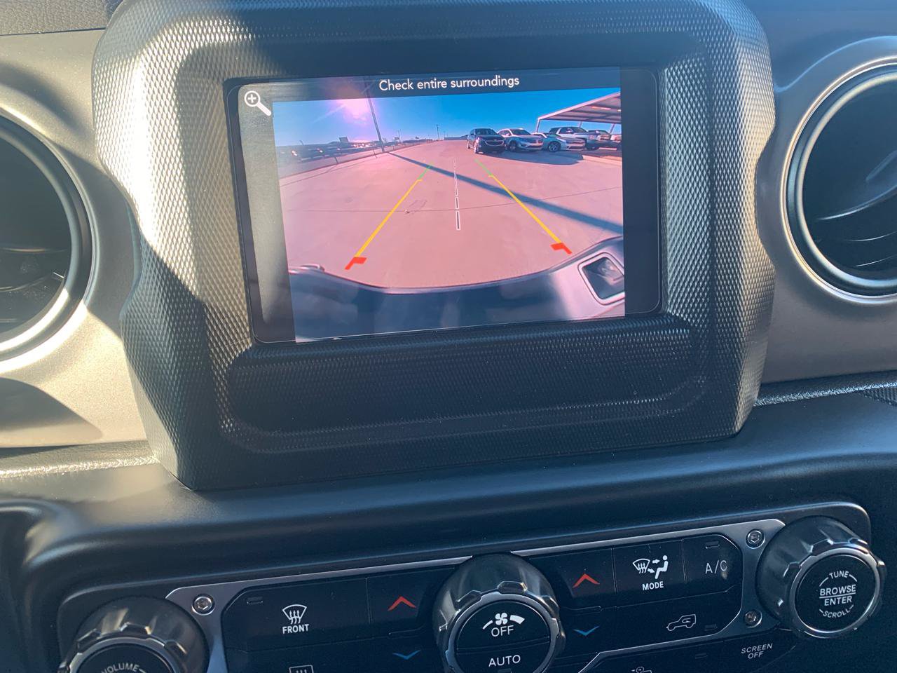 Used 2022 Jeep Gladiator Sport AWD/4WD image 30