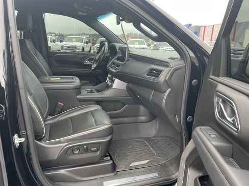 Used 2021 GMC Yukon XL SLT w/ SLT Luxury Plus Package image 32