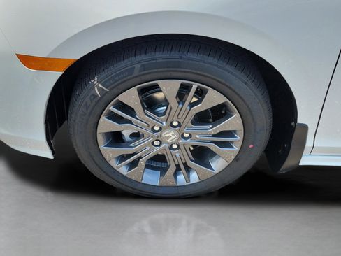 New 2026 Honda Odyssey Touring image 36