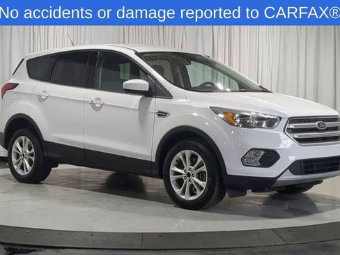 Used 2019 Ford Escape SE AWD/4WD image 2