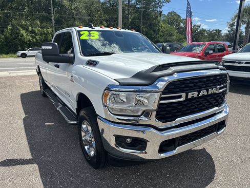 Used 2023 RAM 3500 Big Horn w/ Level 1 Equipment Group AWD/4WD image 10