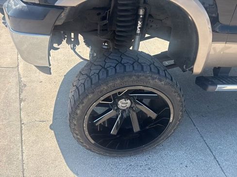 Used 2005 Ford F350 4x4 Crew Cab Super Duty image 9