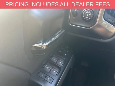 Used 2017 Chevrolet Silverado 1500 LT w/ Redline Edition AWD/4WD image 13