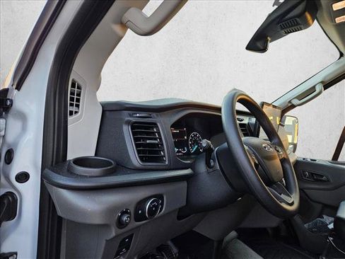 New 2025 Ford E-Transit 148 High Roof Extended w/ Load Area Protection Package image 3
