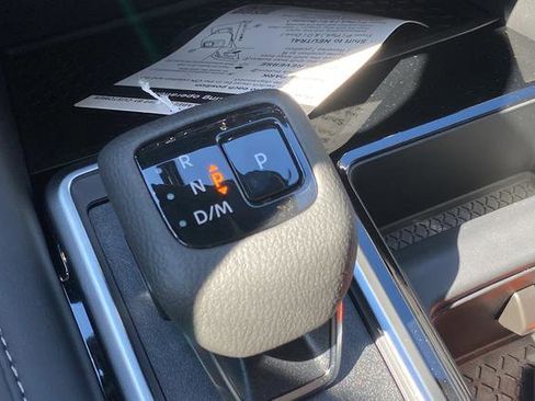 New 2026 Nissan Pathfinder SL image 19