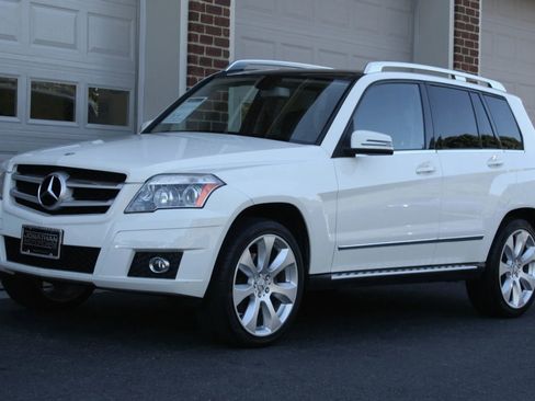 Used 2010 Mercedes-Benz GLK 350 GLK 350 Sport Utility 4D image 1