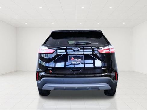 Certified 2024 Ford Edge SEL w/ Convenience Package AWD/4WD image 5
