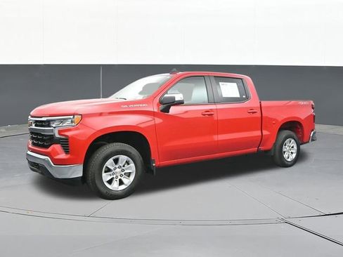 Used 2025 Chevrolet Silverado 1500 LT AWD/4WD image 7