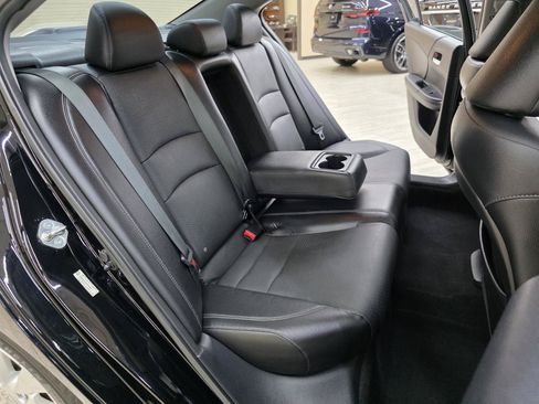 Used 2014 Honda Accord Touring image 21